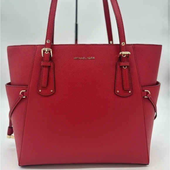 Michael Kors Voyager Tote Bag Red - Picture 1 of 12